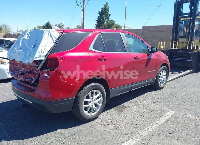 Photo 4 of 2022 Chevrolet Equinox FWD LT (VIN 3GNAXKEV1NL183605)