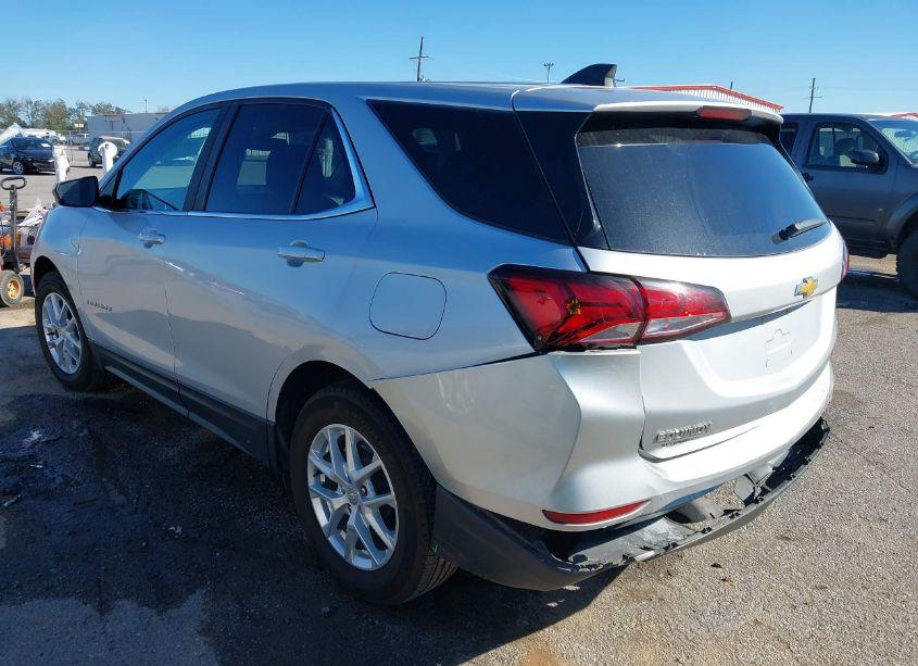 Photo 3 of 2022 Chevrolet Equinox FWD LT (VIN 3GNAXKEV1NL208910)