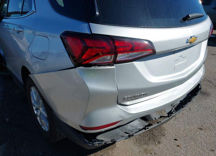 Photo 6 of 2022 Chevrolet Equinox FWD LT (VIN 3GNAXKEV1NL208910)