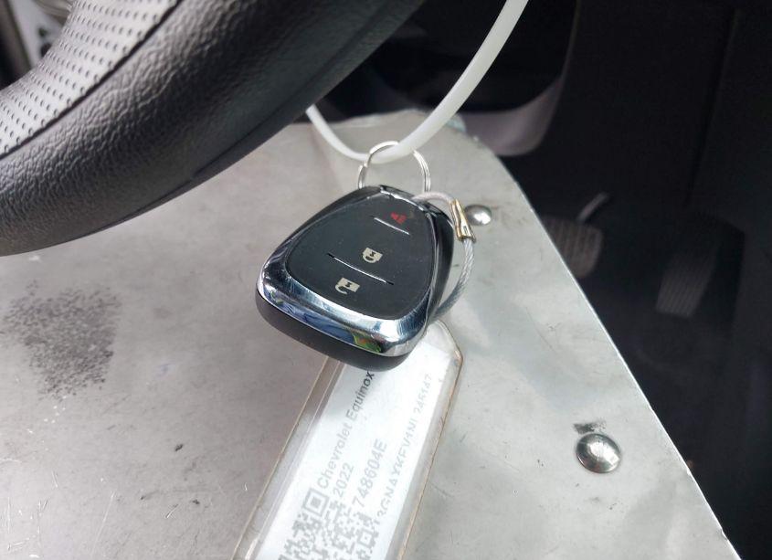 Photo 11 of 2022 Chevrolet Equinox FWD LT (VIN 3GNAXKEV1NL245147)