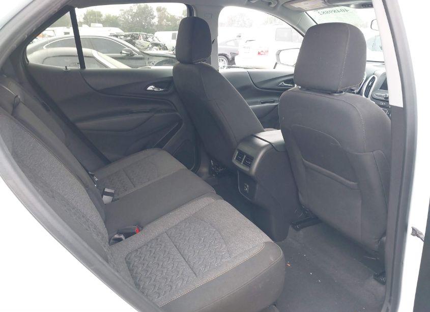 Photo 8 of 2022 Chevrolet Equinox FWD LT (VIN 3GNAXKEV1NL245147)