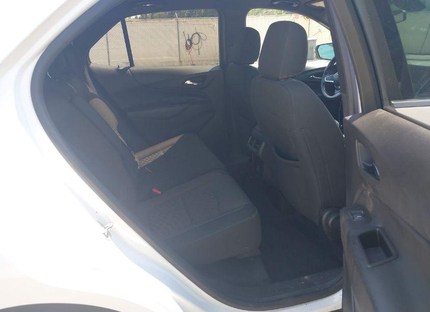 Photo 8 of 2019 Chevrolet Equinox LT (VIN 3GNAXKEV2KL196780)