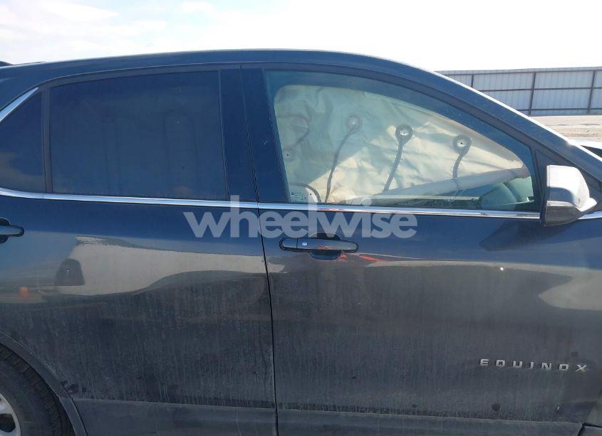 Photo 13 of 2019 Chevrolet Equinox LT (VIN 3GNAXKEV2KL200617)