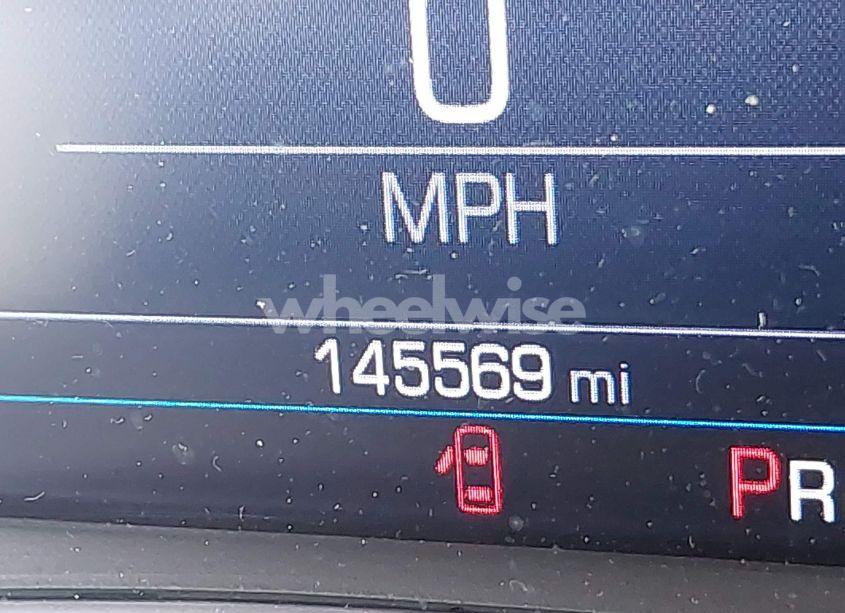 Photo 15 of 2019 Chevrolet Equinox LT (VIN 3GNAXKEV2KL200617)