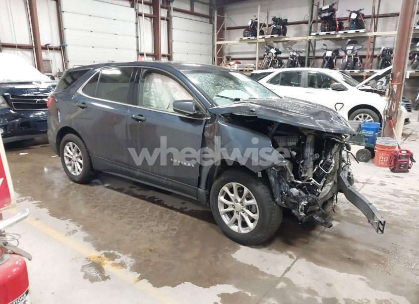 2019 Chevrolet Equinox LT (VIN 3GNAXKEV2KL310860) main photo