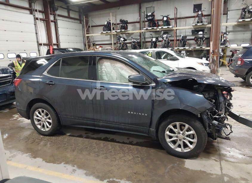 Photo 14 of 2019 Chevrolet Equinox LT (VIN 3GNAXKEV2KL310860)