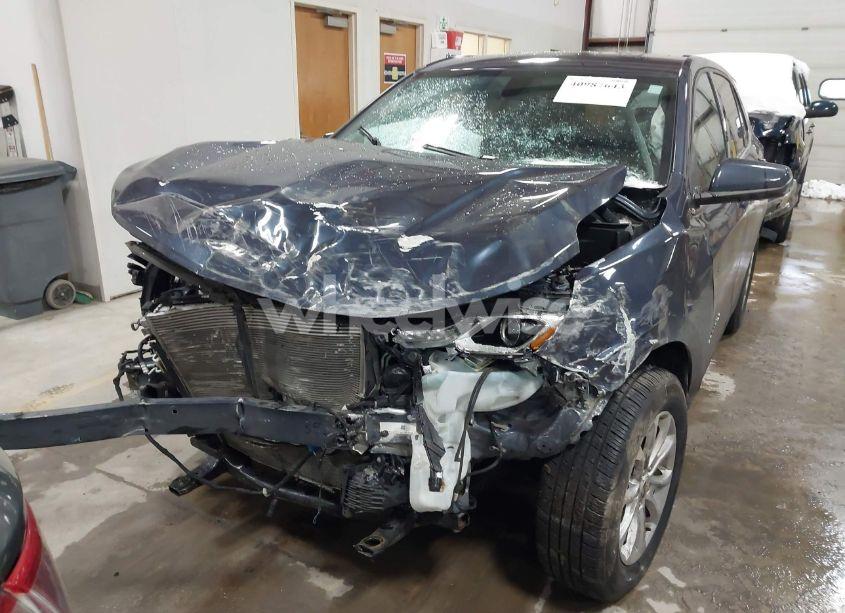 Photo 6 of 2019 Chevrolet Equinox LT (VIN 3GNAXKEV2KL310860)