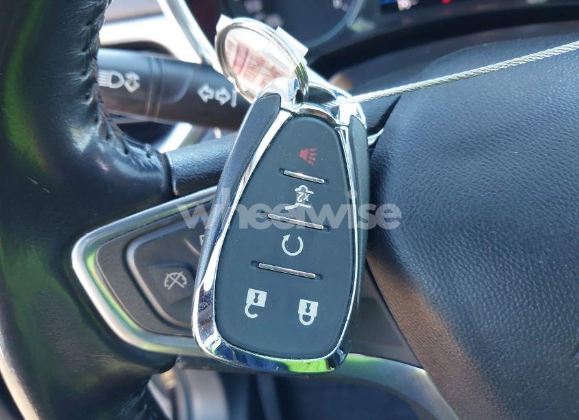 Photo 11 of 2019 Chevrolet Equinox LT (VIN 3GNAXKEV2KL362652)