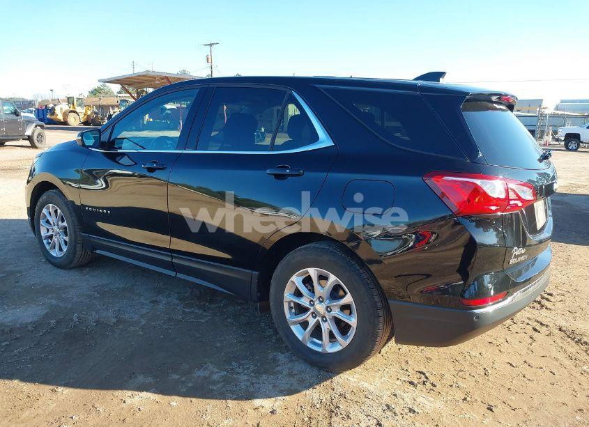 Photo 3 of 2019 Chevrolet Equinox LT (VIN 3GNAXKEV2KL362652)