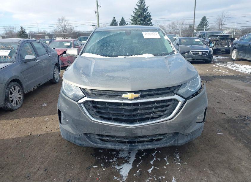 Photo 12 of 2019 Chevrolet Equinox LT (VIN 3GNAXKEV2KS584145)