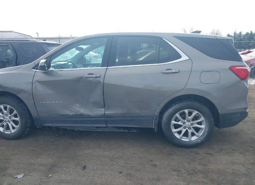 Photo 14 of 2019 Chevrolet Equinox LT (VIN 3GNAXKEV2KS584145)