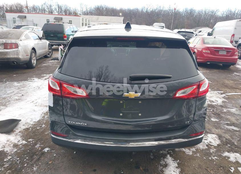 Photo 16 of 2019 Chevrolet Equinox LT (VIN 3GNAXKEV2KS630945)