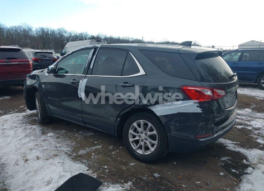 Photo 3 of 2019 Chevrolet Equinox LT (VIN 3GNAXKEV2KS630945)