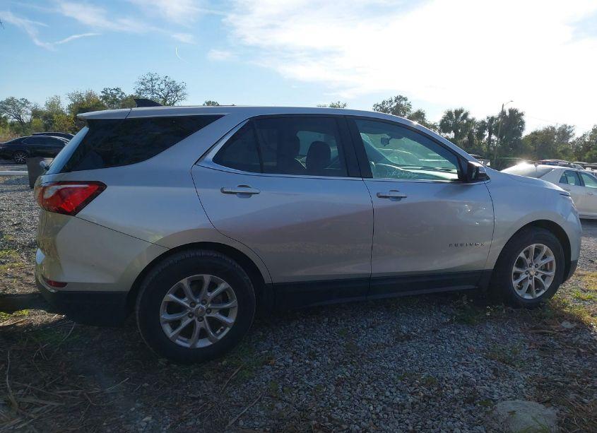 Photo 13 of 2019 Chevrolet Equinox LT (VIN 3GNAXKEV2KS634414)