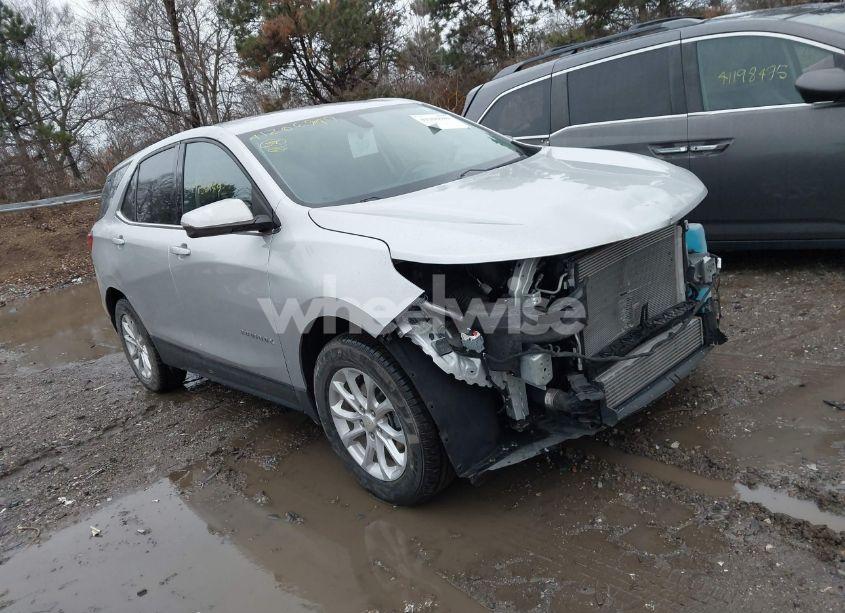 2019 Chevrolet Equinox LT (VIN 3GNAXKEV2KS639077) main photo
