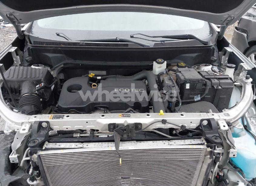 Photo 10 of 2019 Chevrolet Equinox LT (VIN 3GNAXKEV2KS639077)