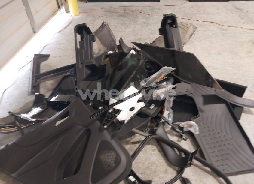 Photo 12 of 2020 Chevrolet Equinox FWD LT 1.5L TURBO (VIN 3GNAXKEV2LL278834)