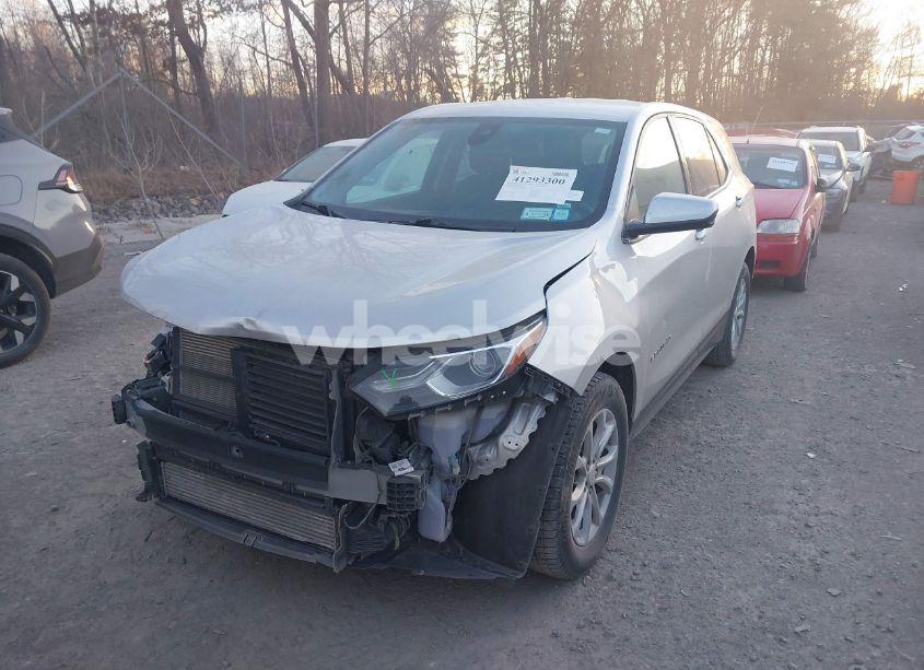 Photo 6 of 2020 Chevrolet Equinox FWD LT 1.5L TURBO (VIN 3GNAXKEV2LS686028)