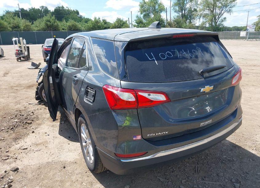 Photo 3 of 2021 Chevrolet Equinox FWD LT (VIN 3GNAXKEV2ML363285)