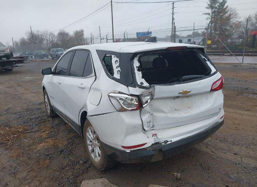 Photo 3 of 2021 Chevrolet Equinox FWD LT (VIN 3GNAXKEV2MS108898)