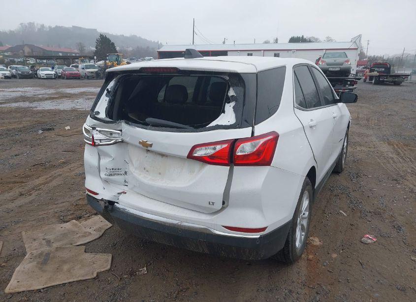Photo 4 of 2021 Chevrolet Equinox FWD LT (VIN 3GNAXKEV2MS108898)