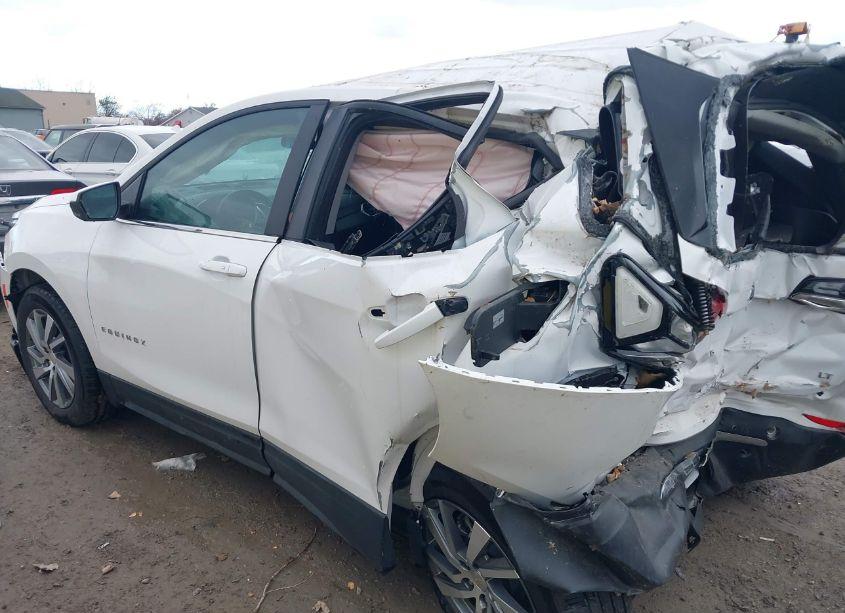 Photo 14 of 2022 Chevrolet Equinox FWD LT (VIN 3GNAXKEV2NL241687)