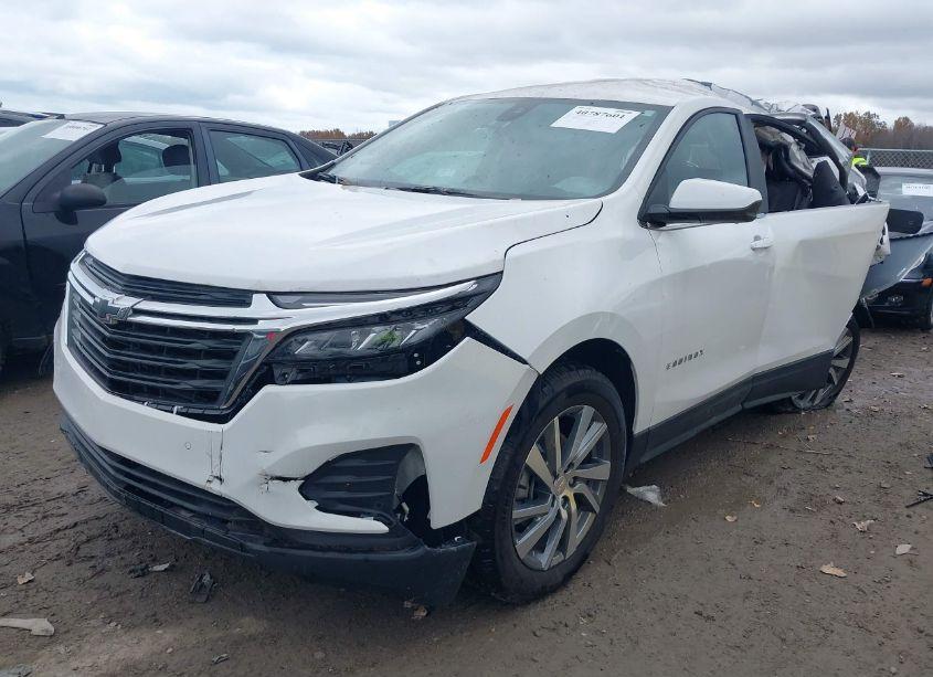 Photo 2 of 2022 Chevrolet Equinox FWD LT (VIN 3GNAXKEV2NL241687)