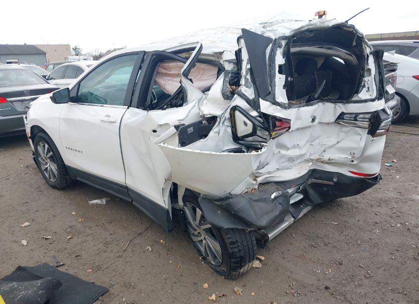 Photo 3 of 2022 Chevrolet Equinox FWD LT (VIN 3GNAXKEV2NL241687)