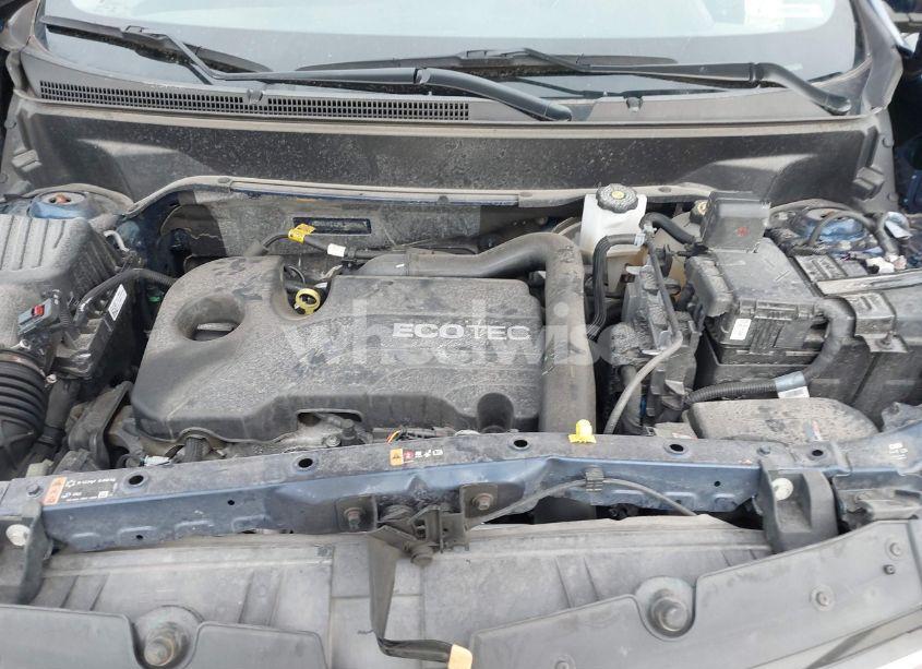 Photo 10 of 2022 Chevrolet Equinox FWD LT (VIN 3GNAXKEV2NL245156)