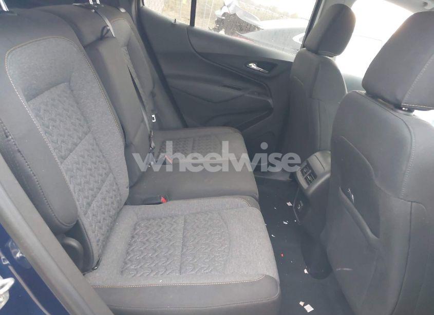 Photo 8 of 2022 Chevrolet Equinox FWD LT (VIN 3GNAXKEV2NL245156)