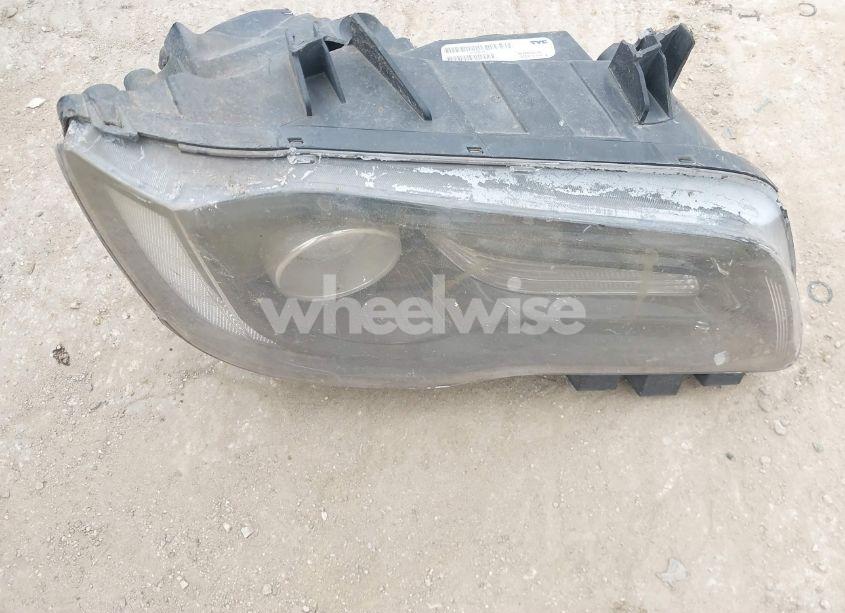 Photo 12 of 2022 Chevrolet Equinox FWD LT (VIN 3GNAXKEV2NL266430)