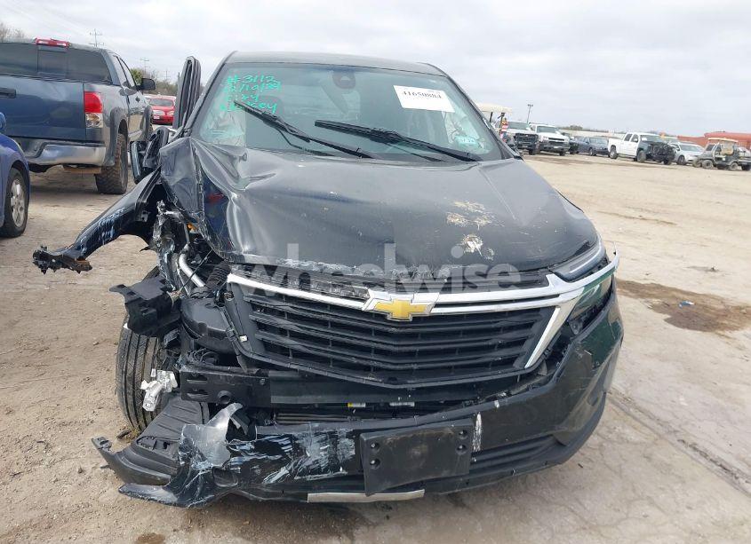 Photo 13 of 2022 Chevrolet Equinox FWD LT (VIN 3GNAXKEV2NL266430)