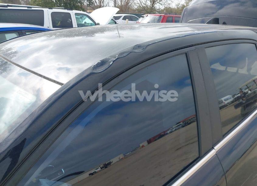 Photo 18 of 2022 Chevrolet Equinox FWD LT (VIN 3GNAXKEV2NL266430)