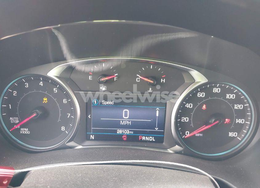 Photo 7 of 2022 Chevrolet Equinox FWD LT (VIN 3GNAXKEV2NL266430)