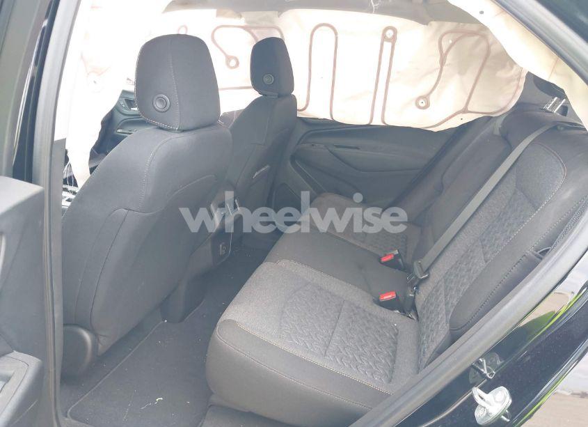 Photo 8 of 2022 Chevrolet Equinox FWD LT (VIN 3GNAXKEV2NL266430)