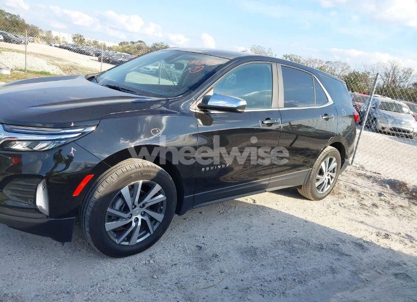 Photo 14 of 2022 Chevrolet Equinox FWD LT (VIN 3GNAXKEV2NL294812)