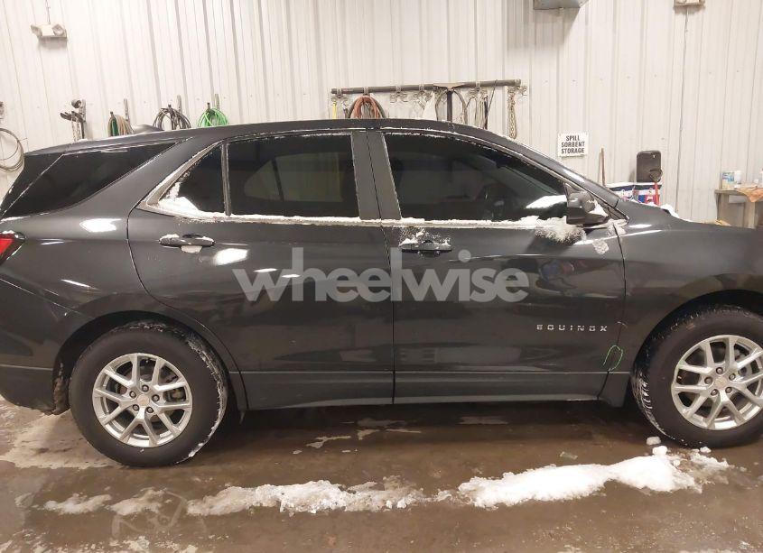 Photo 14 of 2022 Chevrolet Equinox FWD LT (VIN 3GNAXKEV2NS178306)