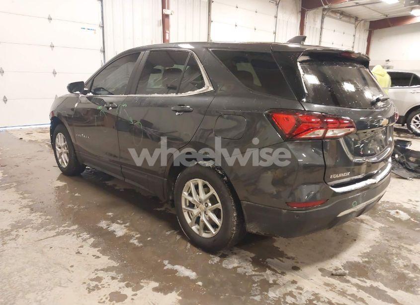 Photo 3 of 2022 Chevrolet Equinox FWD LT (VIN 3GNAXKEV2NS178306)