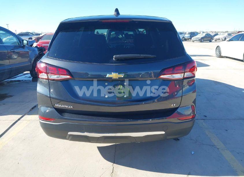 Photo 17 of 2022 Chevrolet Equinox FWD LT (VIN 3GNAXKEV2NS239475)