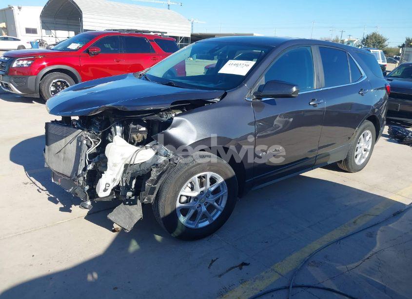 Photo 2 of 2022 Chevrolet Equinox FWD LT (VIN 3GNAXKEV2NS239475)