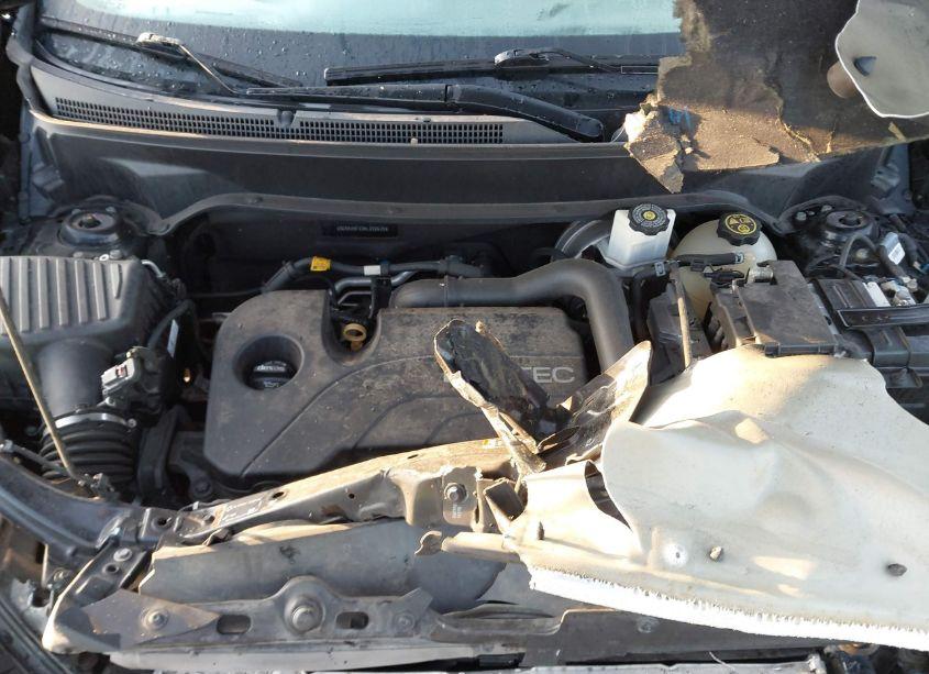 Photo 10 of 2019 Chevrolet Equinox LT (VIN 3GNAXKEV3KL272670)