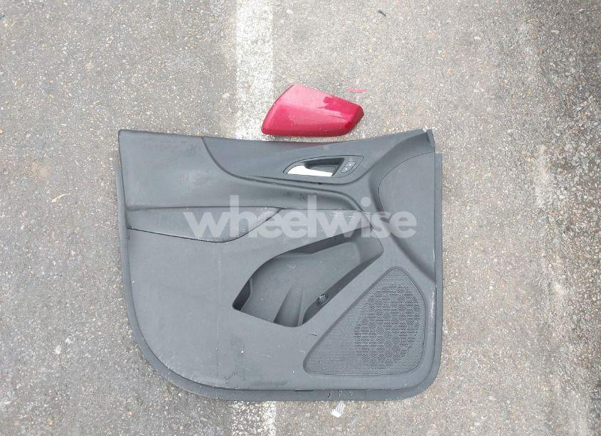 Photo 12 of 2019 Chevrolet Equinox LT (VIN 3GNAXKEV3KS503380)