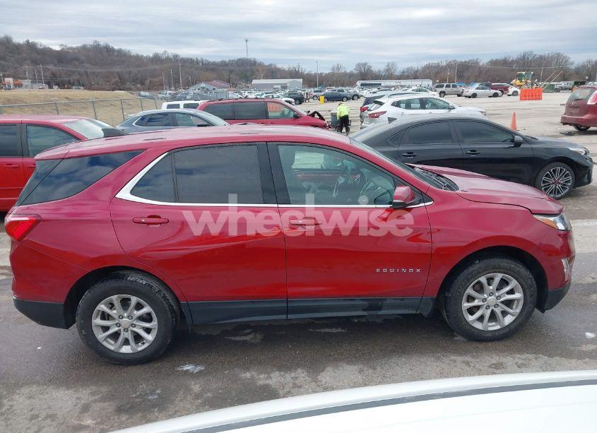 Photo 14 of 2019 Chevrolet Equinox LT (VIN 3GNAXKEV3KS503380)