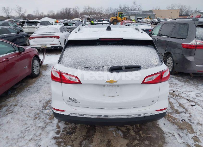 Photo 16 of 2019 Chevrolet Equinox LT (VIN 3GNAXKEV3KS520342)