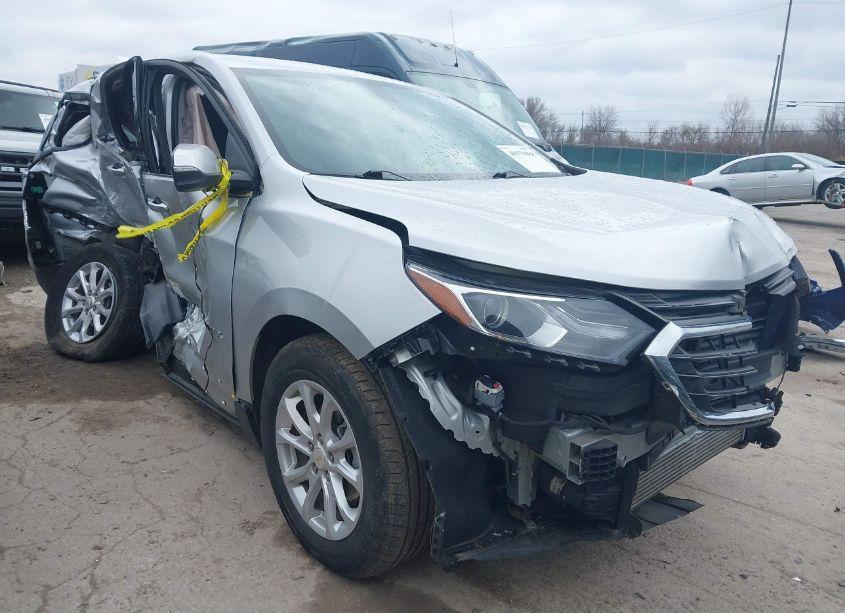 2019 Chevrolet Equinox LT (VIN 3GNAXKEV3KS551090) main photo
