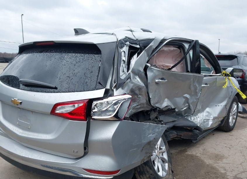 Photo 6 of 2019 Chevrolet Equinox LT (VIN 3GNAXKEV3KS551090)