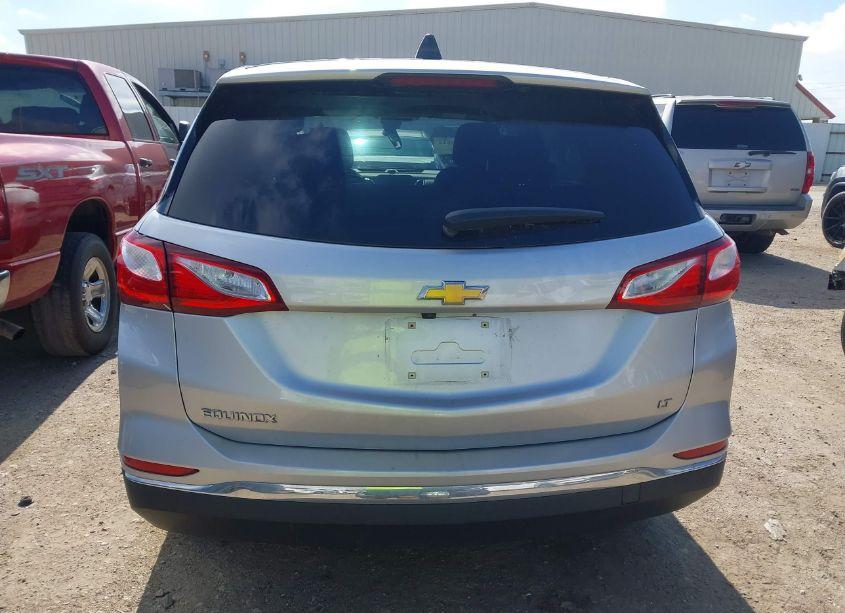 Photo 16 of 2019 Chevrolet Equinox LT (VIN 3GNAXKEV3KS630422)