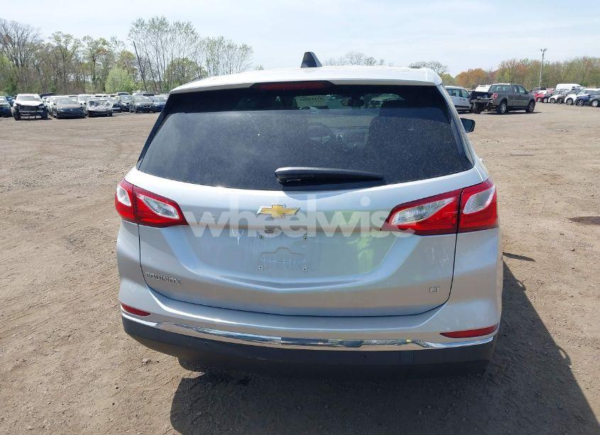 Photo 16 of 2019 Chevrolet Equinox LT (VIN 3GNAXKEV3KS647429)