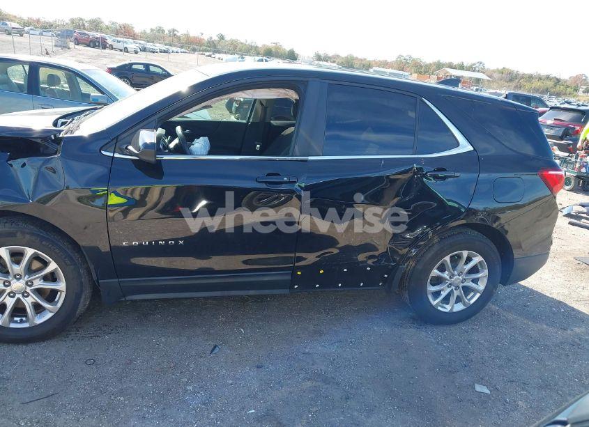 Photo 15 of 2021 Chevrolet Equinox FWD LT (VIN 3GNAXKEV3ML311566)