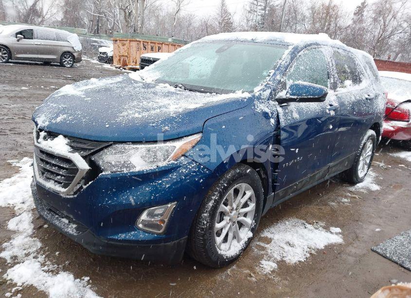Photo 2 of 2021 Chevrolet Equinox FWD LT (VIN 3GNAXKEV3ML316668)